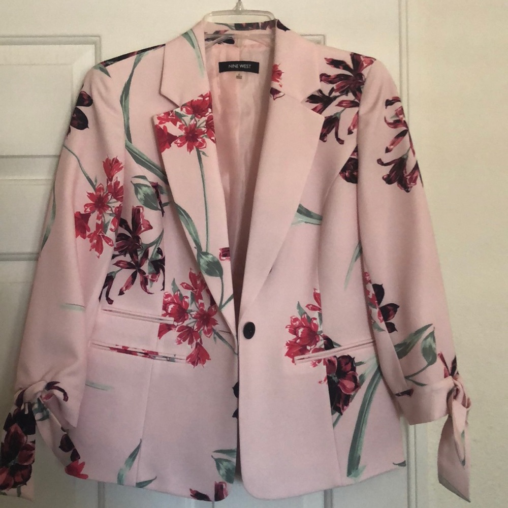 Nine West size 4 jacket